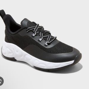 NEW All in Motion Black Camren Athletic Shoes with box. Black. 2Y